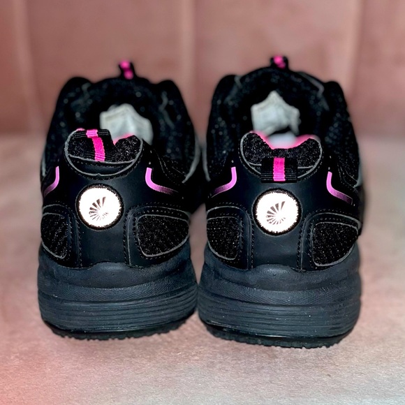 Nautilus Safety Sneaker - Picture 6 of 7